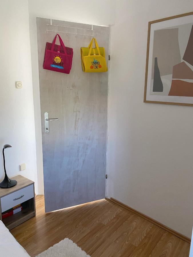 Beachfront Apartment Vir Exterior foto